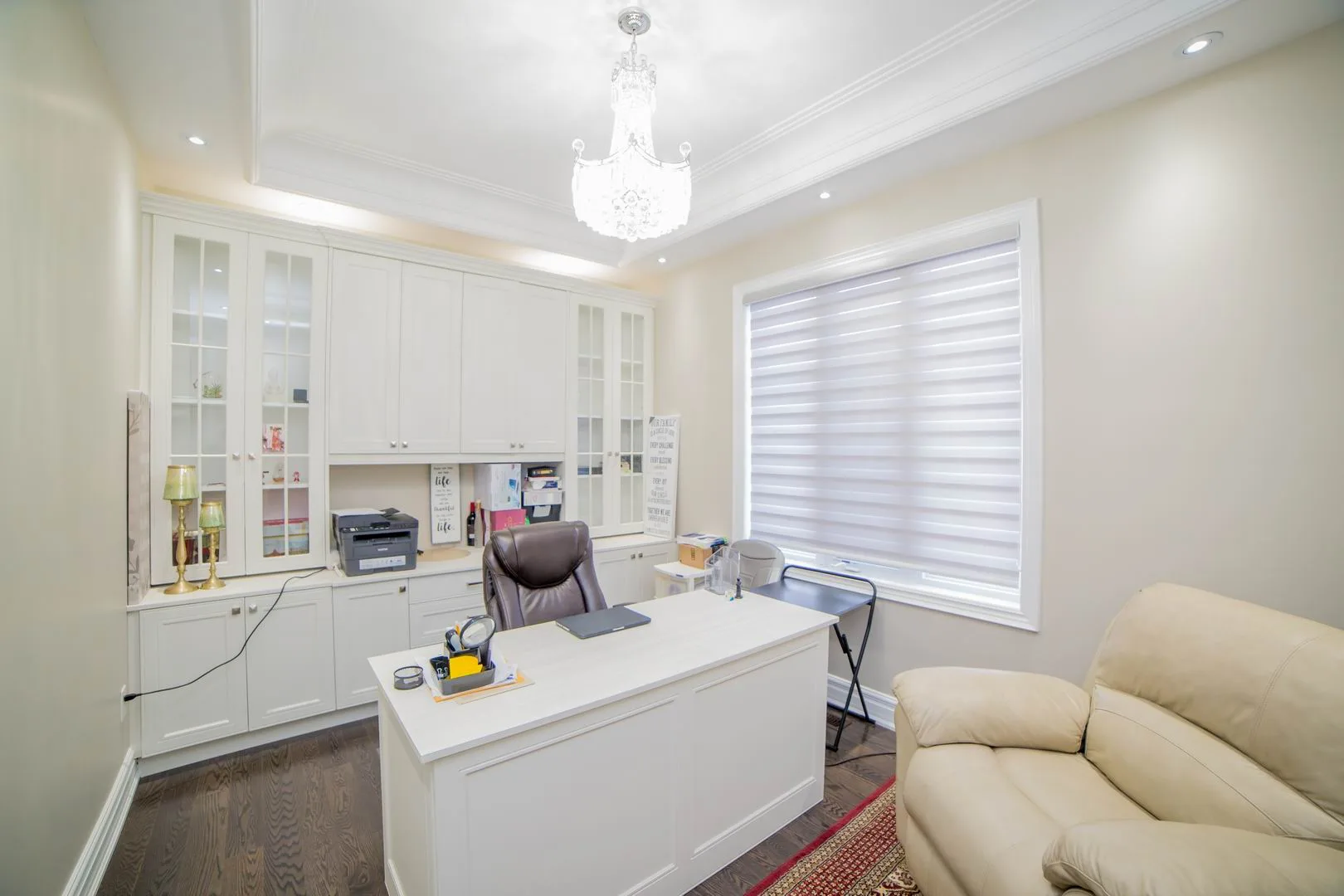 Contemporary custom kitchen cabinetry